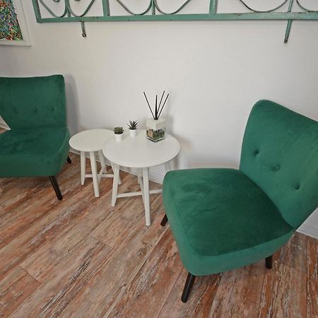 רומא Natale Del Grande 21 Stylish Apartment מראה חיצוני תמונה